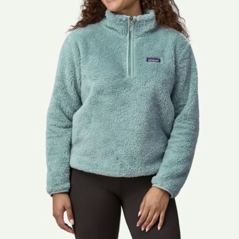 Patagonia® Women's Los Gatos 1/4-Zip is a soft, warm and versatile quarte Large